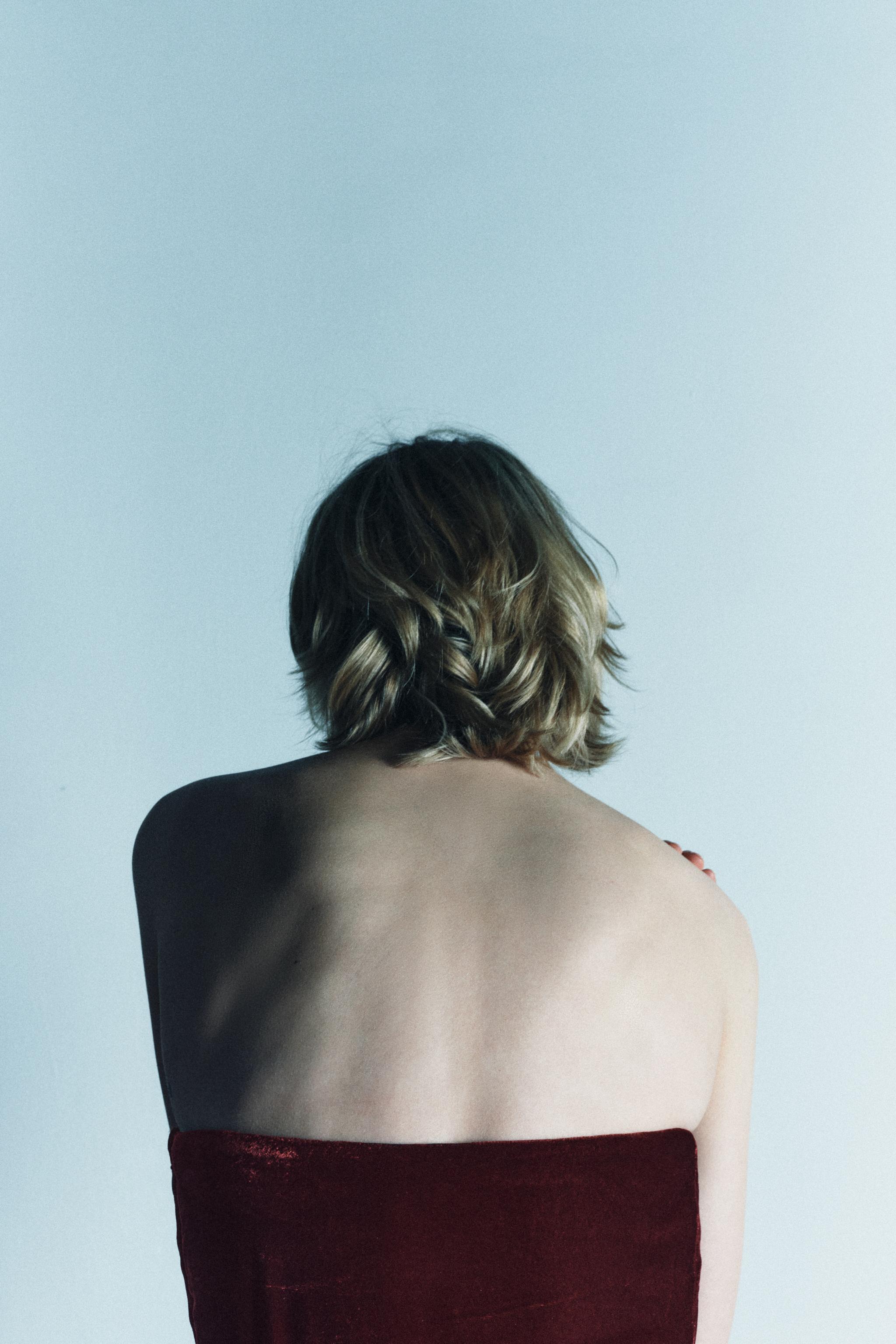 LIMITED EDITION VELVET SWEETHEART NECKLINE DRESS